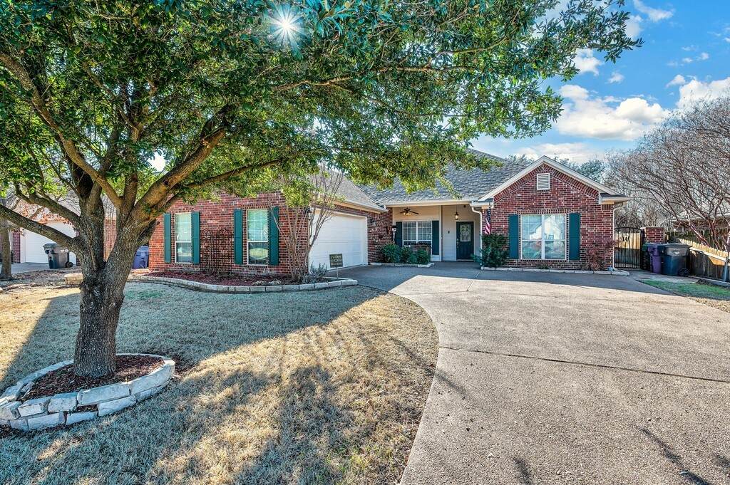 2801 Concho Bend Drive - Photo 1