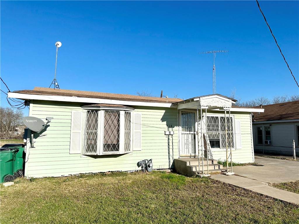 214 Waco Street - Photo 1