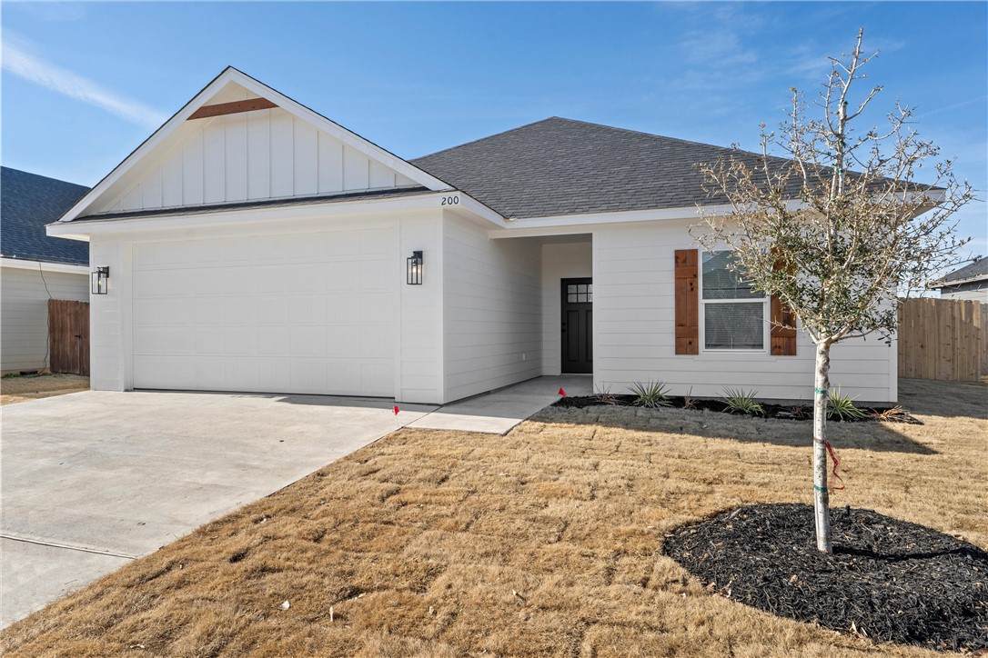 200 Swan Lake Drive - Photo 1