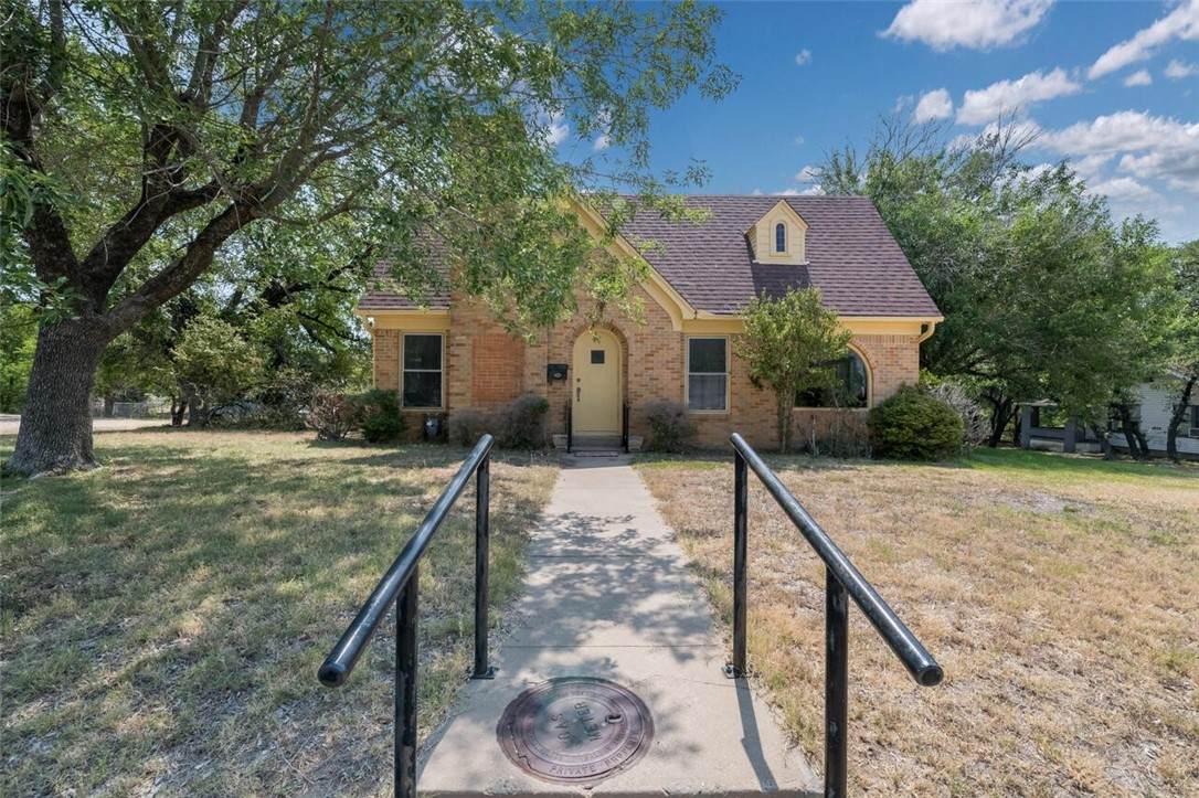 511 Lutterloh Avenue - Photo 1