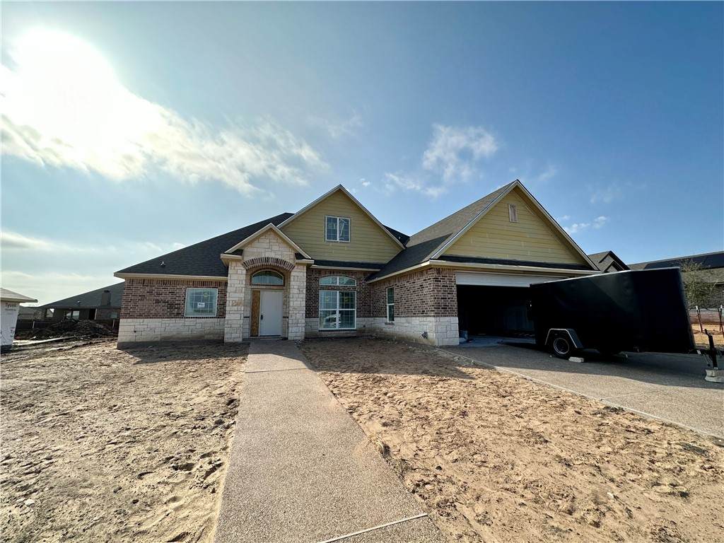 370 Frederick Drive - Photo 1