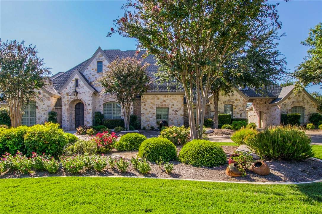 8416 Spicewood Springs Road - Photo 1