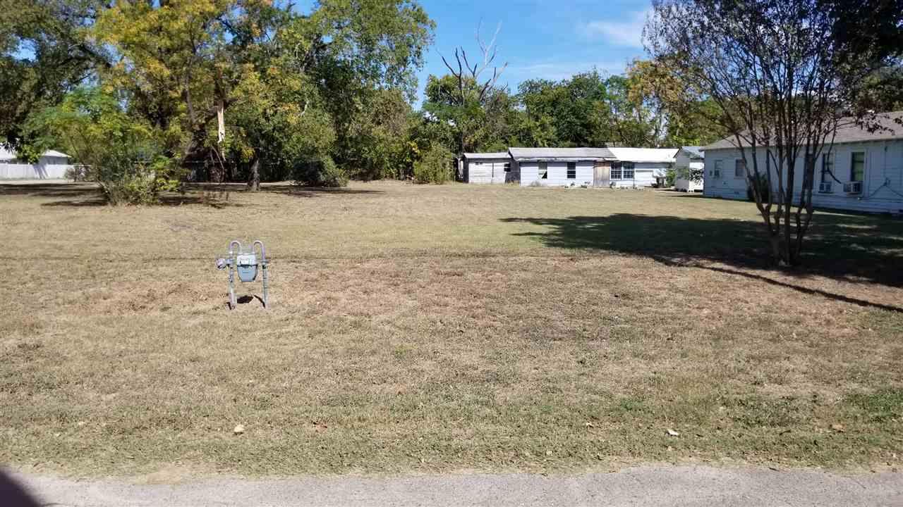1404 Cherry Street - Photo 1