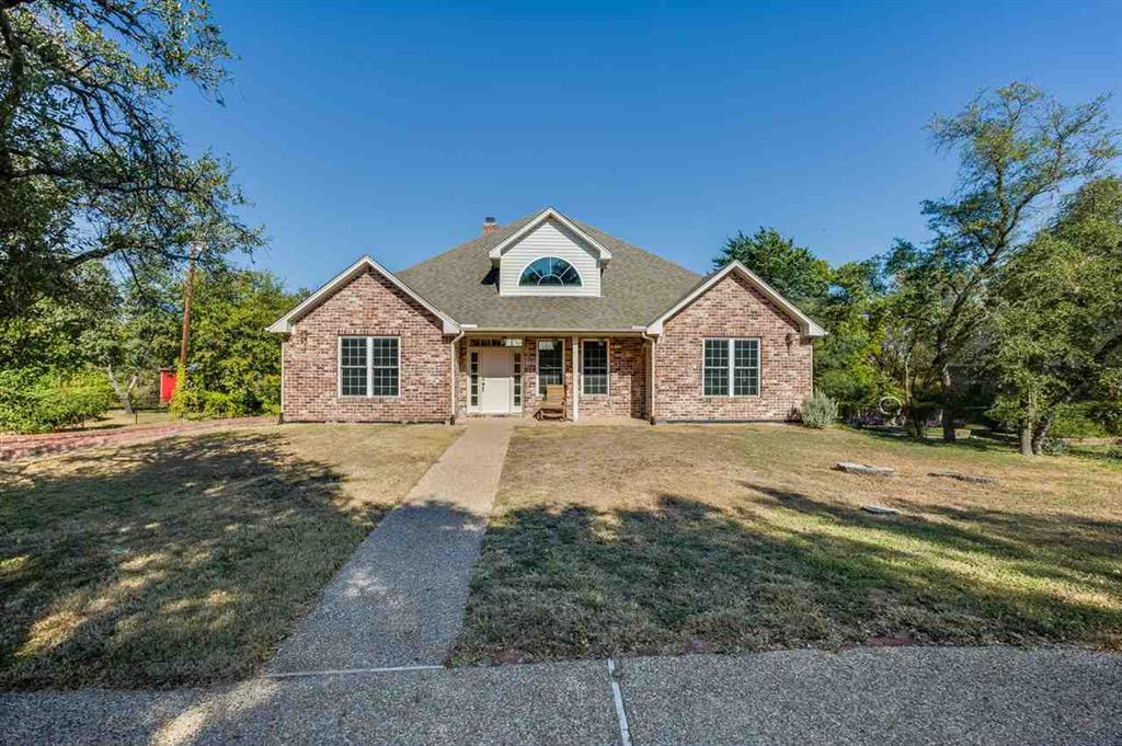 1885 Mclennan Crossing Road - Photo 1