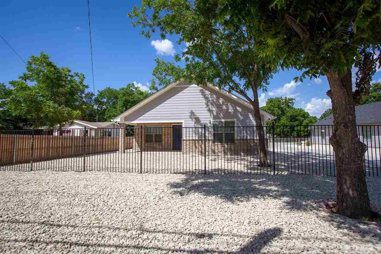 2912 3Rd - Photo 1