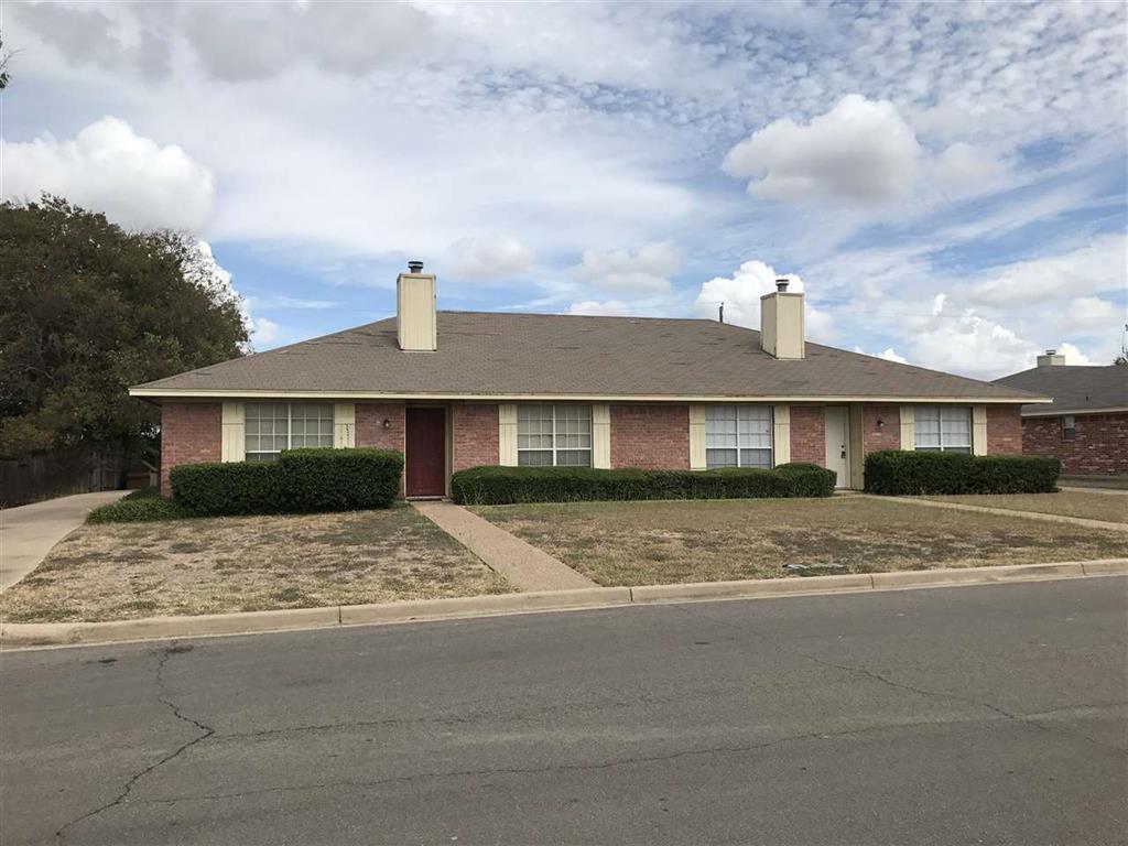618 Park Place Drive - Photo 1