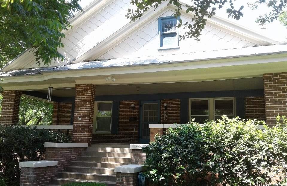 501 Adams - Photo 1