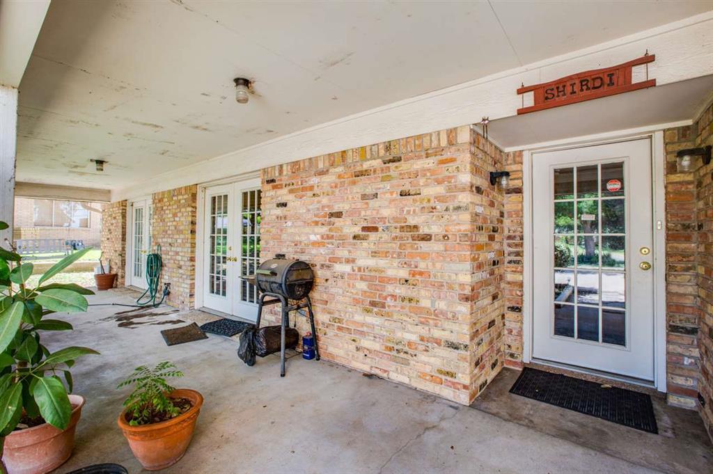 2608 Skyline Drive - Photo 1