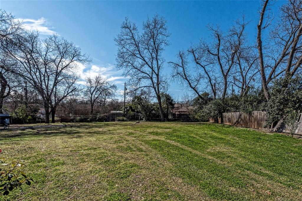424 Oriental Road - Photo 1