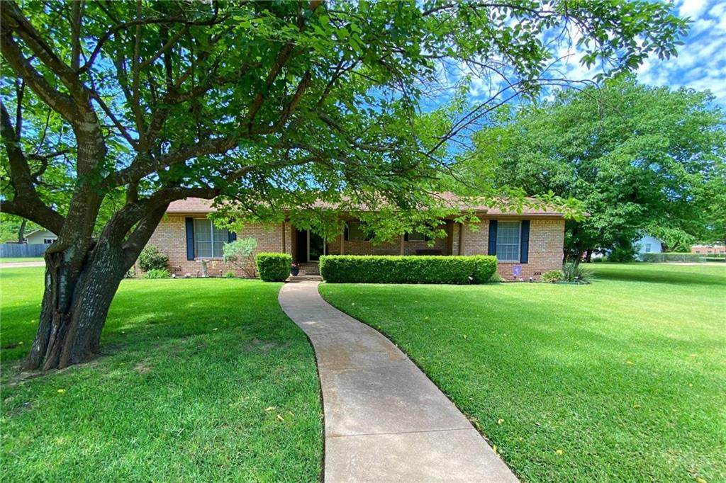 607 Tyler Street - Photo 1