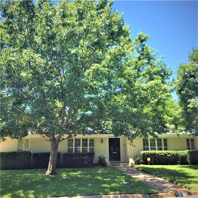 1808 Laurel Lake Drive - Photo 1