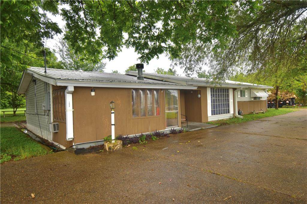 1404 Robinson Drive - Photo 1
