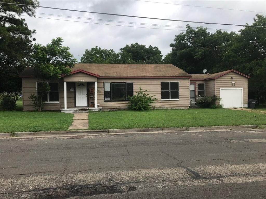 3825 Elliott Drive - Photo 1