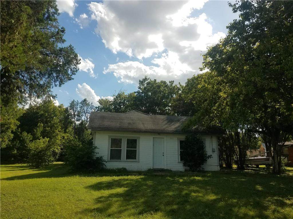 3921 3rd Street - Photo 1