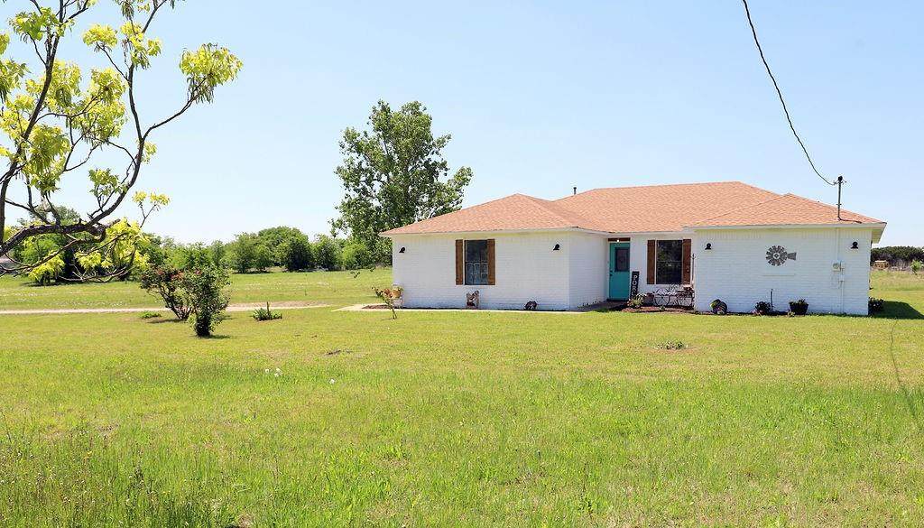 1140 Mclaughlin Road - Photo 1