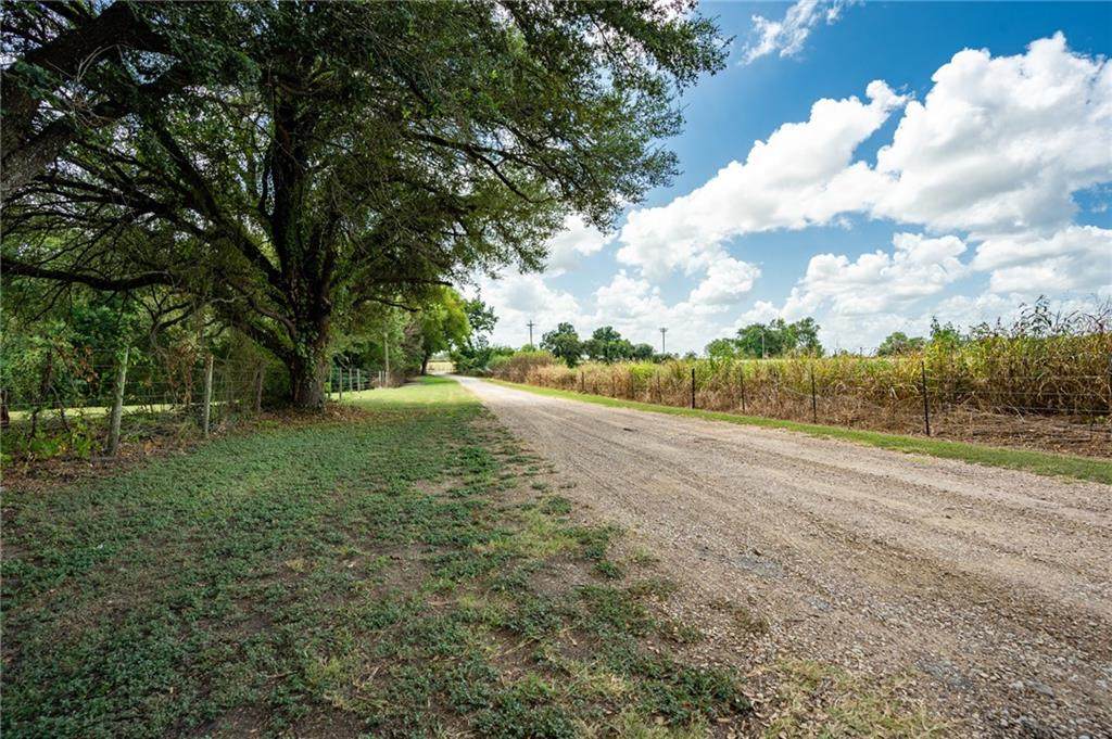 4576 Hwy 77 - Photo 1