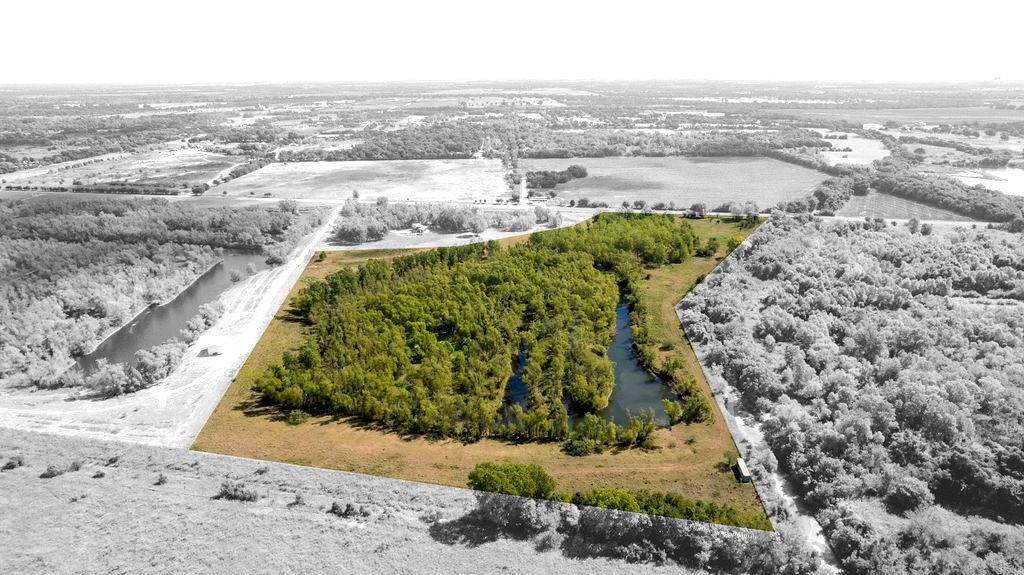 6082 University Parks Drive - Photo 1