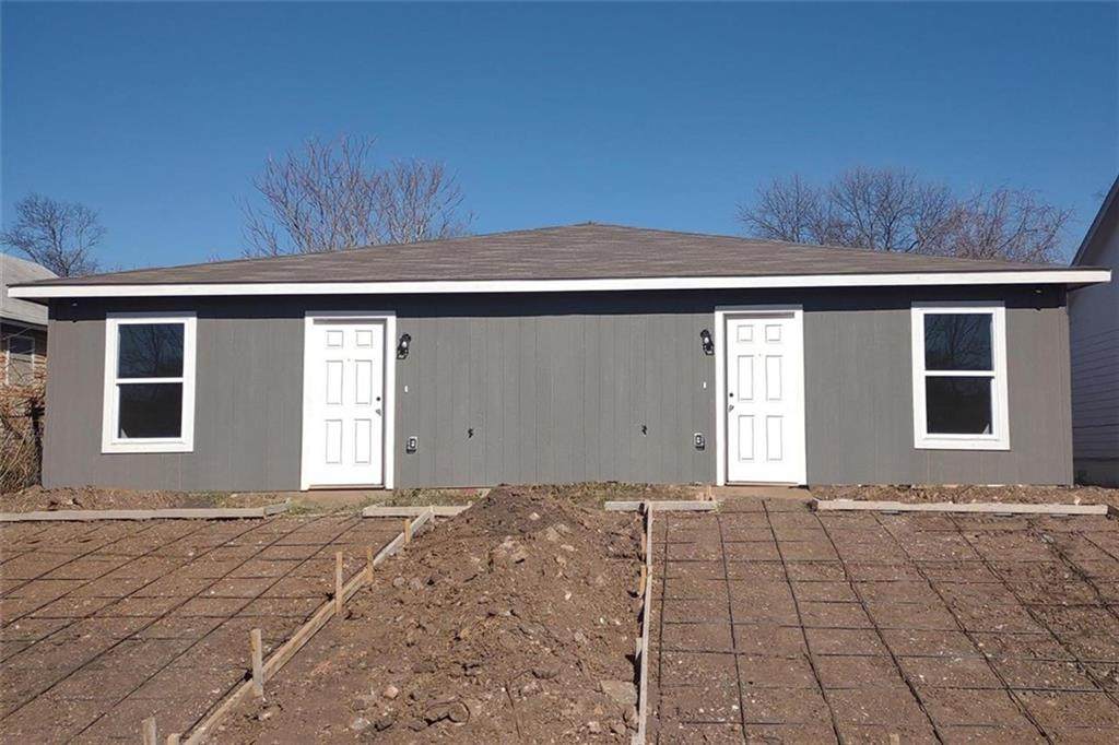 1413 7th Street - Photo 1