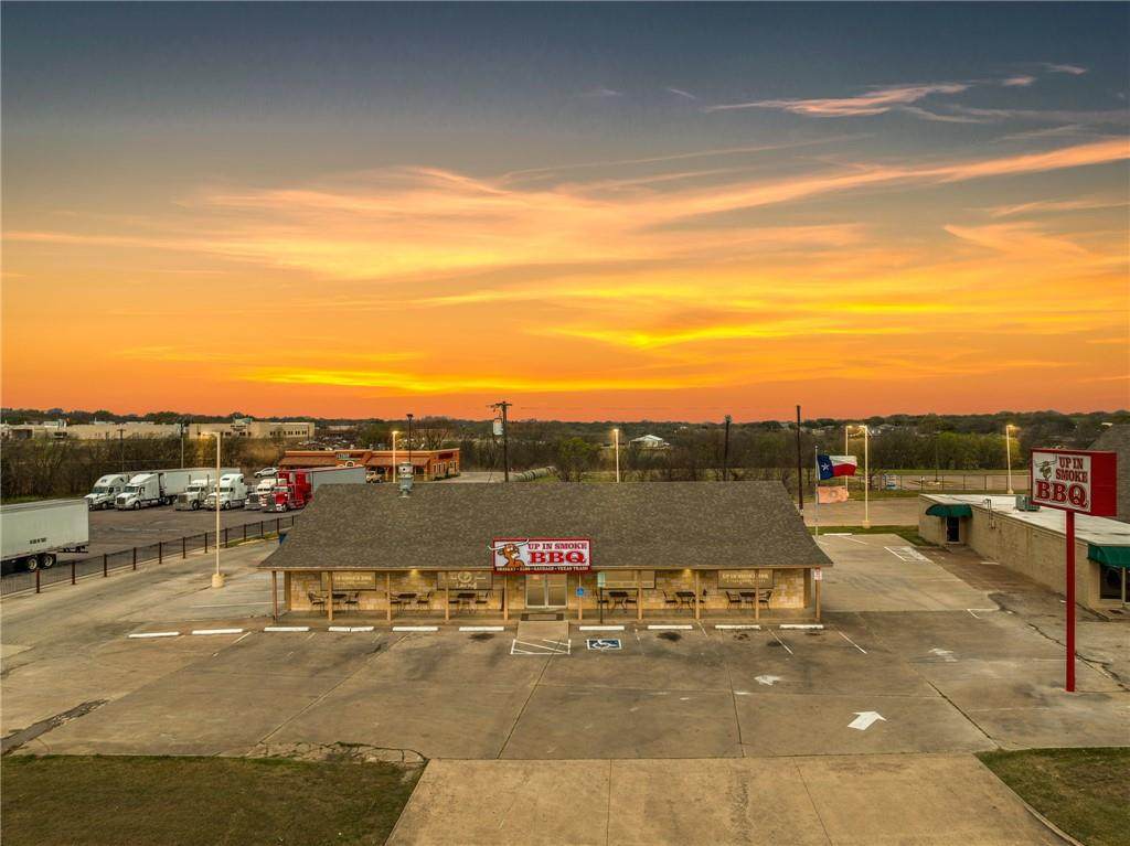 213 I-35 Highway - Photo 1