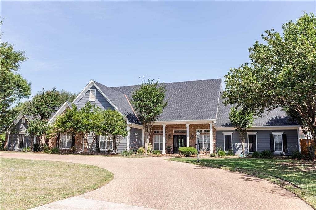 3071 Rockbridge Road - Photo 1