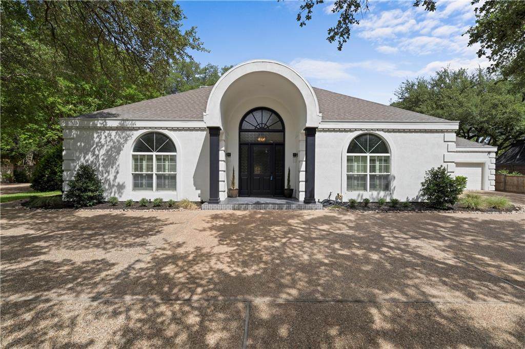 3013 Deerwood Drive - Photo 1