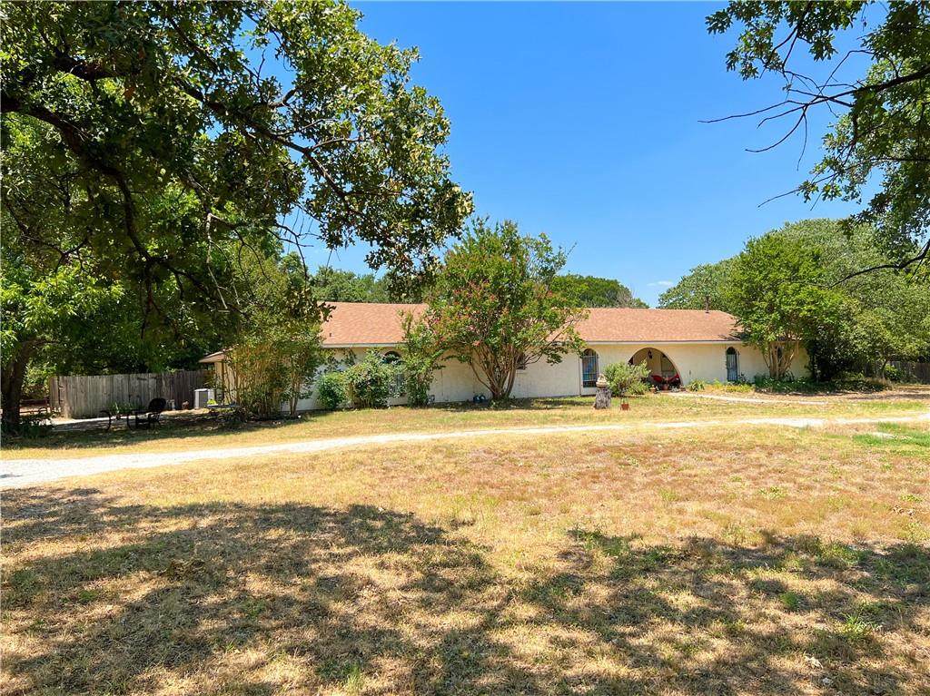 706 Ward Drive - Photo 1