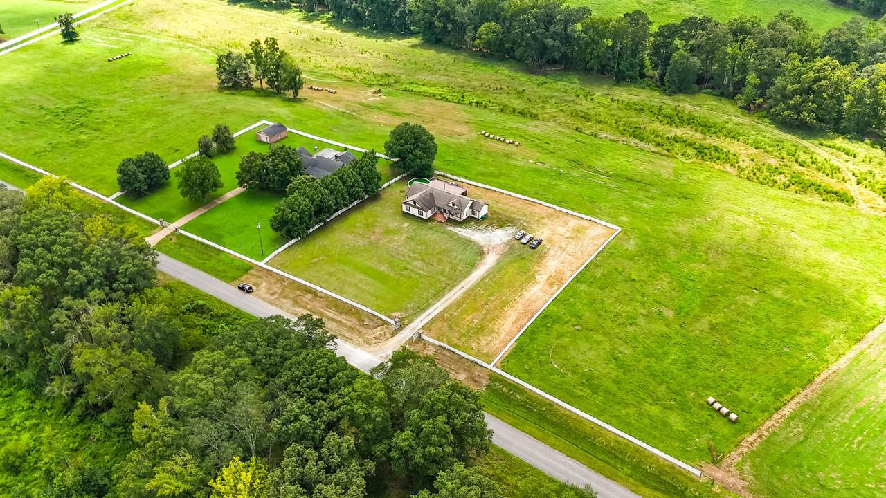 1241 Co Rd 37 - Photo 1