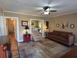 386 Guttery Street - Photo 11