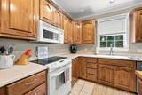703 Pointe Dr - Photo 10