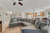 703 Pointe Dr - Photo 7
