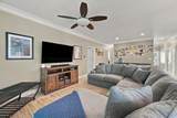 703 Pointe Dr - Photo 8