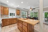 703 Pointe Dr - Photo 9