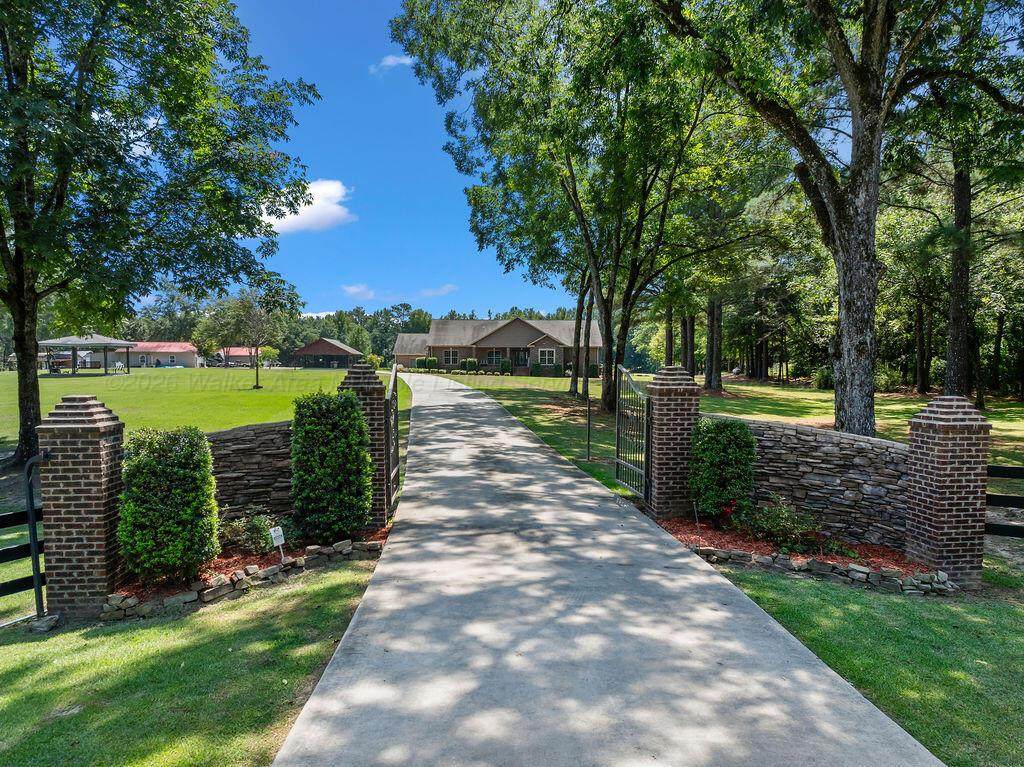 1589 Pleasant Grove Rd - Photo 1