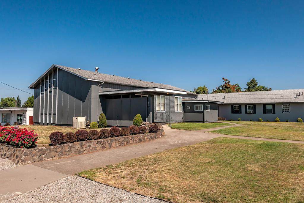 1625 Alder Street - Photo 1