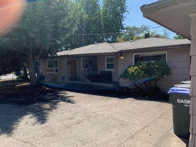 1309/1311 Isaacs Avenue - Photo 1