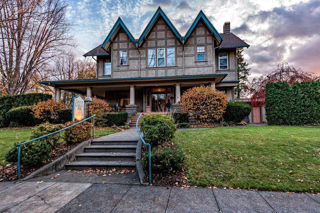 922 Bonsella Street - Photo 1