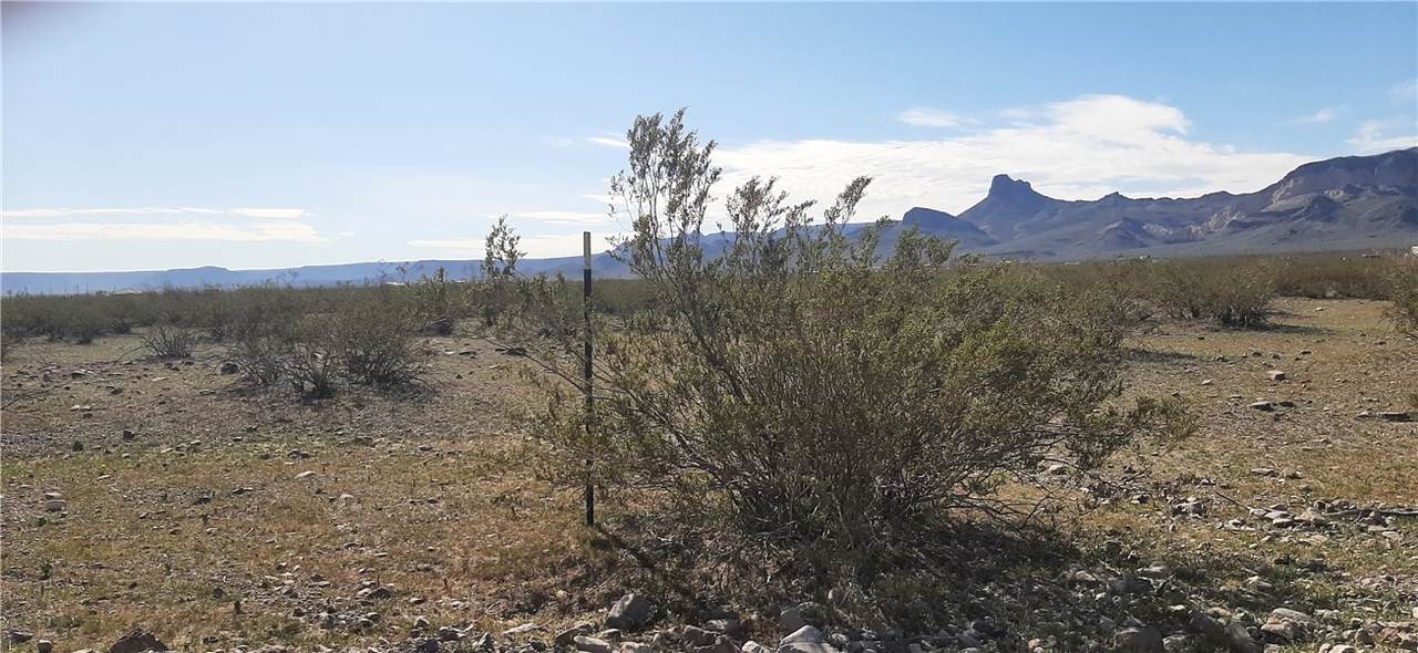 217-11-016 Quartzite Drive - Photo 1