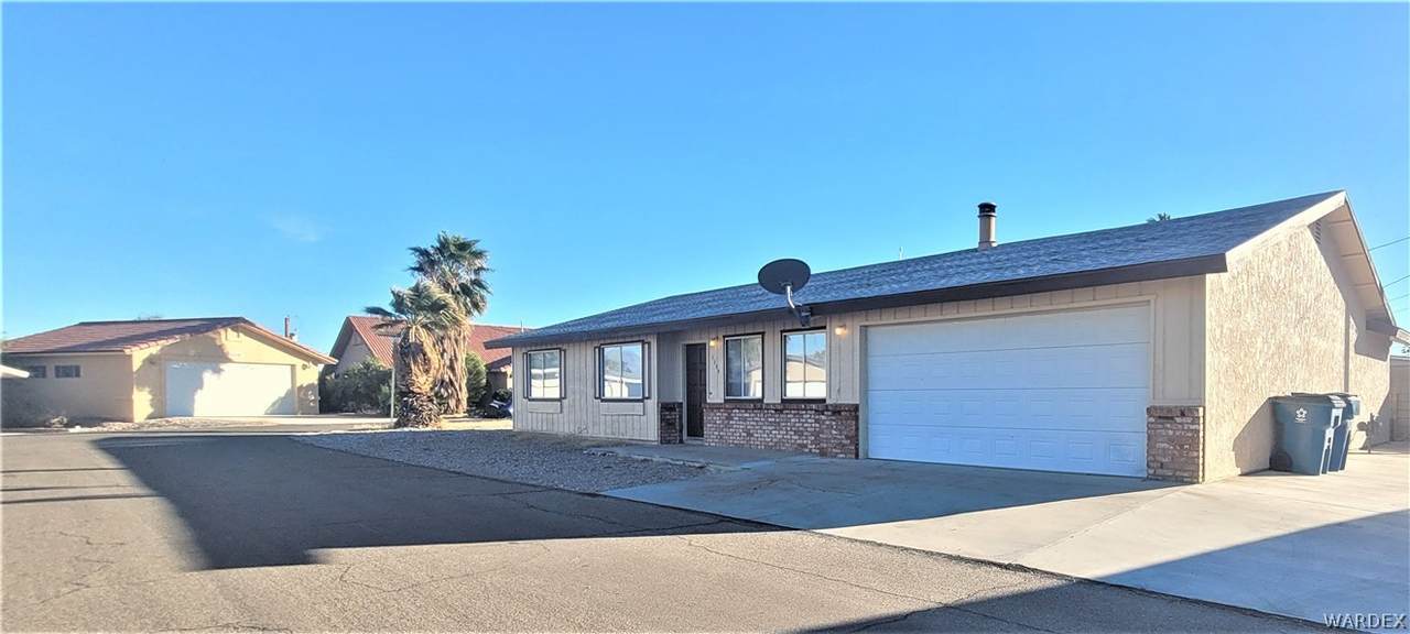 1355 Paradise Lane - Photo 1