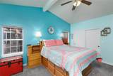 1545 El Rodeo Road - Photo 16