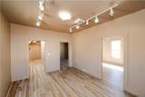 310 Oak Street - Photo 12
