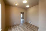 310 Oak Street - Photo 17