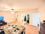 2855 Thompson Avenue - Photo 11
