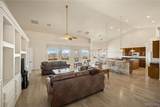 2125 Seneca Street - Photo 9