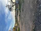 552 Park St - Photo 2