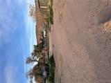 552 Park St - Photo 3