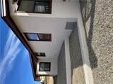 121 Walnut Street - Photo 15