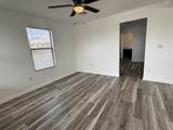 121 Walnut Street - Photo 5