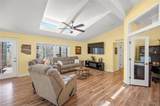 2545 Hillcrest Park Drive - Photo 14