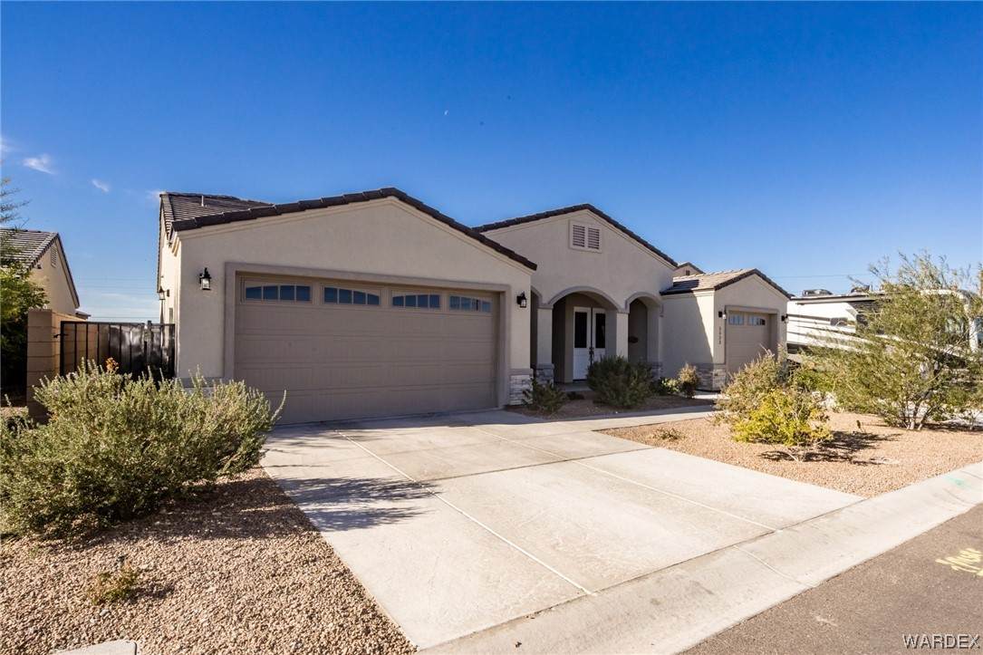 5523 Declaration Avenue - Photo 1