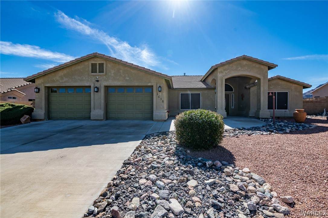 1638 Scarlet Plume Street - Photo 1